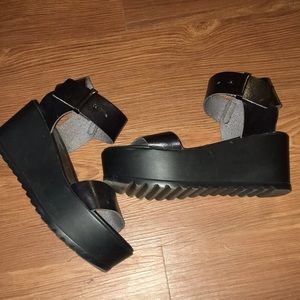 Platform ankle strap sandals